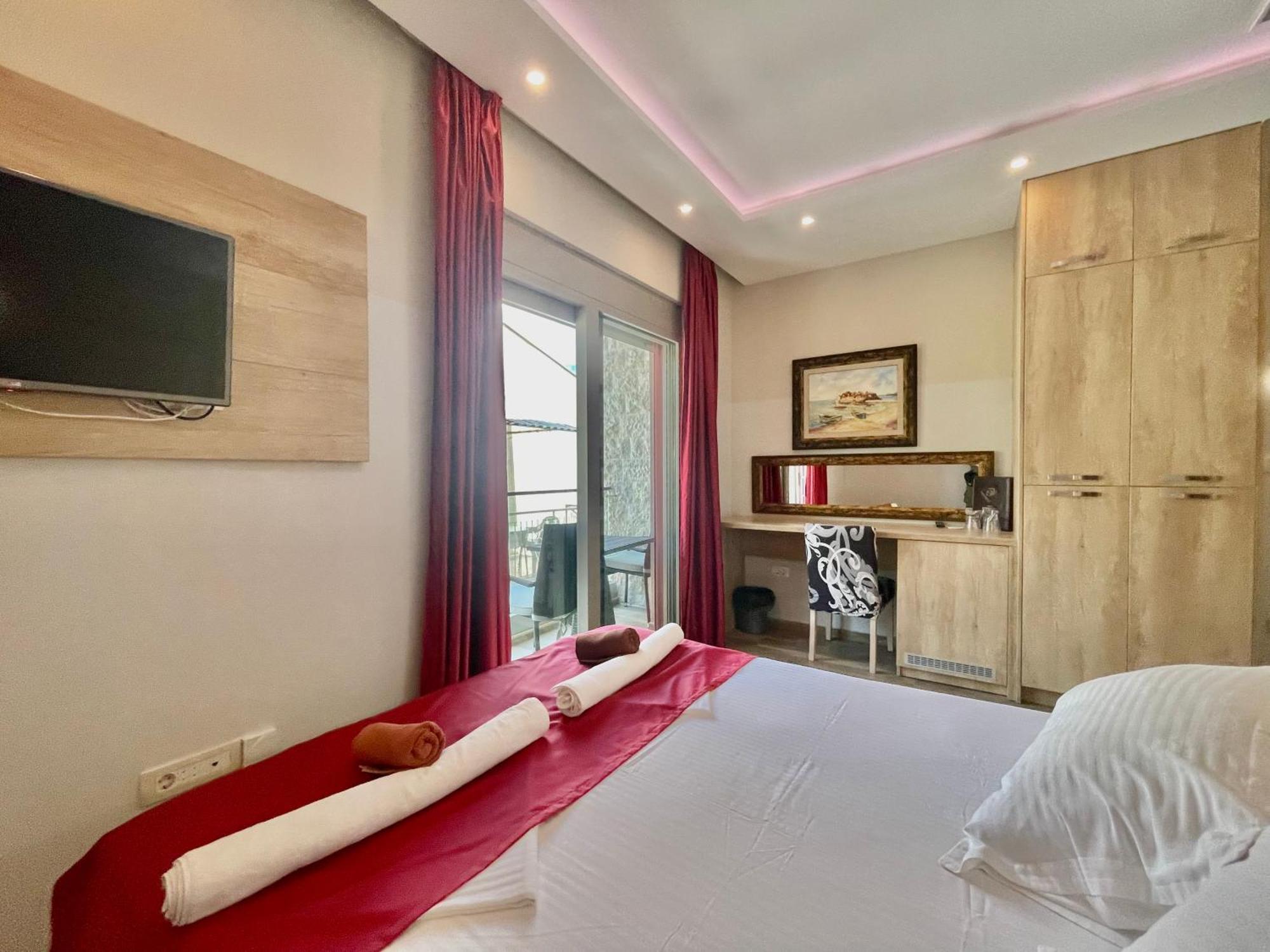 Hotel Butua Residence Budva Buitenkant foto