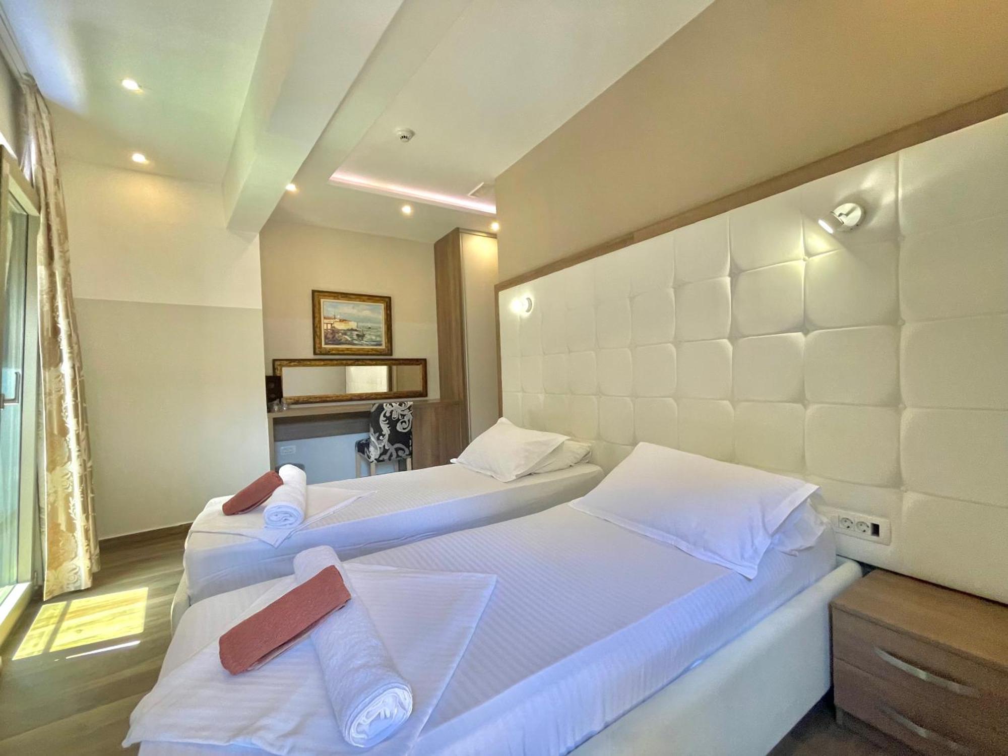 Hotel Butua Residence Budva Buitenkant foto